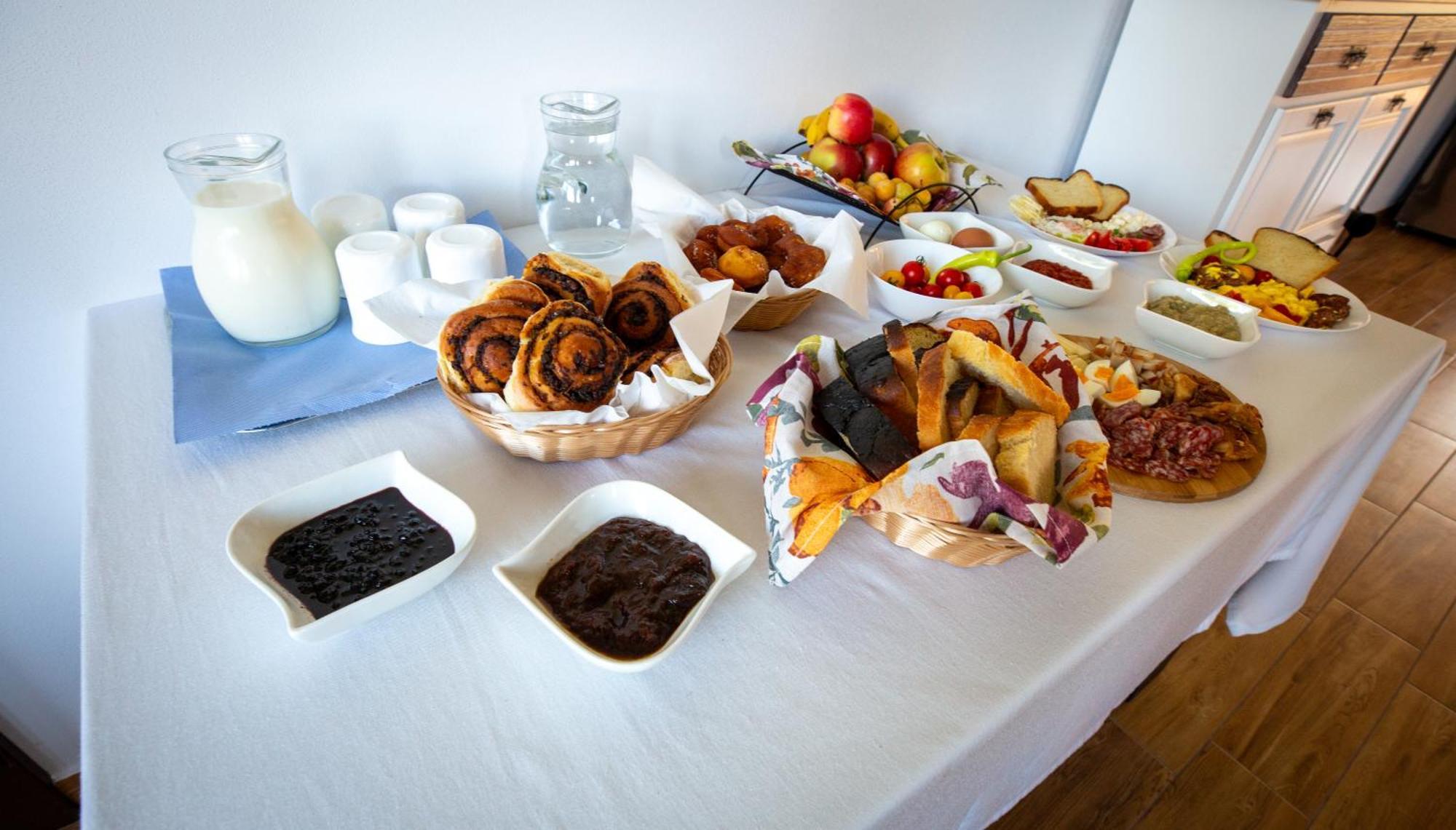Bed and Breakfast Dor De Maramu' Ieud Екстер'єр фото